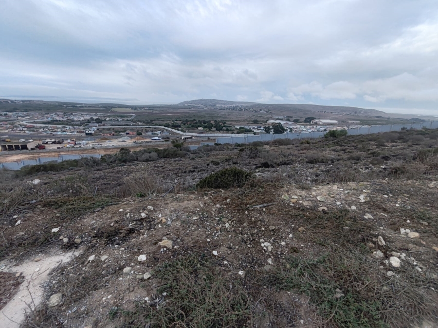 0 Bedroom Property for Sale in Hoogland Western Cape